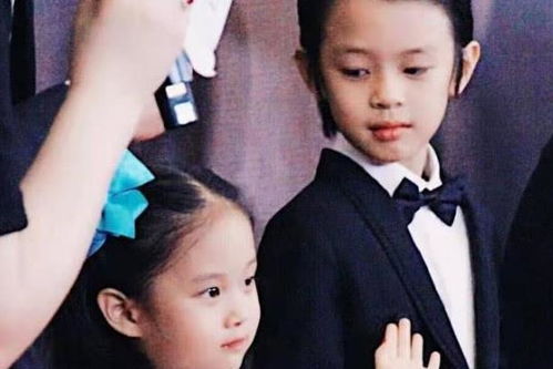 有種 日系 叫鄧超兒子,在日本被追捧,國內(nèi)冷清,看完照片懂了